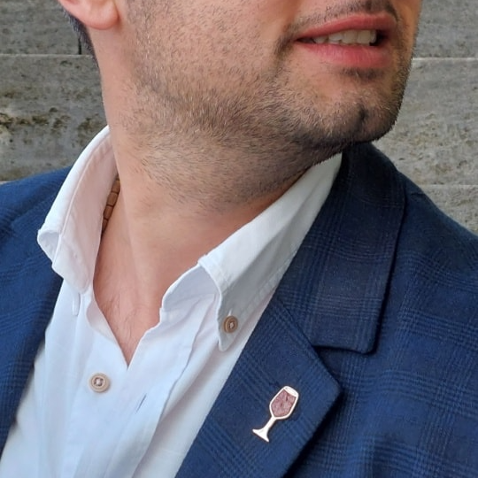 Brooch "wine glass"