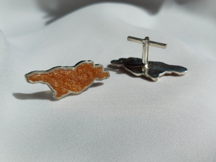 The author's cufflinks "Georgia"