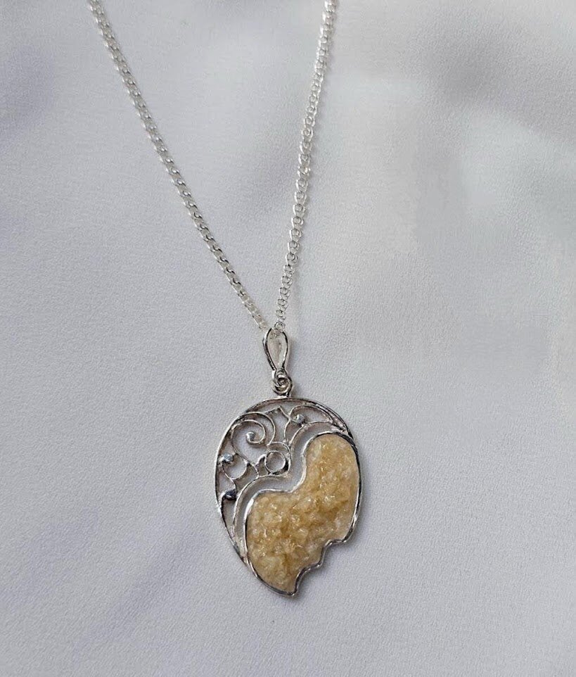 Necklace "Profile"